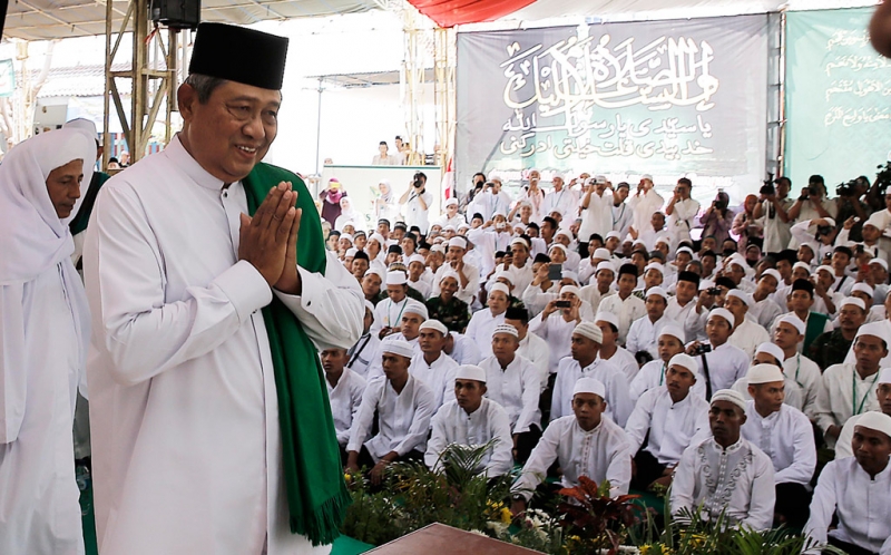 Presiden Susilo Bambang Yudhoyono (SBY) menghadiri peringatan Maulid Nabi Muhammad SAW di Kanzus Sholawat, Kota Pekalonga, Jawa Tengah, Rabu (5/2/2014) siang. 