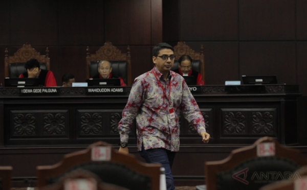 Dosen Ugm Zainal Arifin Mochtar Hadir Sebagai Ahli Bidang Hukum Tata