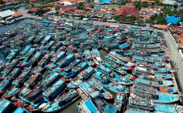 Jelang Lebaran Ratusan Nelayan Pelabuhan Tegal Mulai Libur Melaut 0