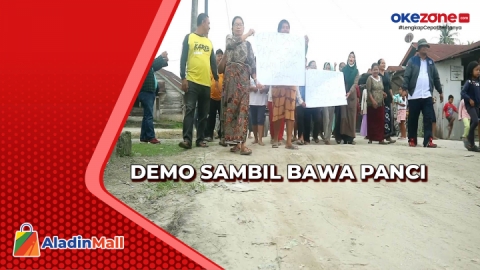 Bawa Panci Dan Poster Emak Emak Di Asahan Turun Ke Jalan Protes Jalan