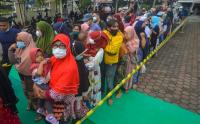Operasi Minyak Goreng Murah di Padang