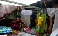 Puting Beliung Hantam Rumah Warga di Kecamatan Tallo Makassar