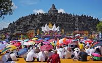 Detik-Detik Perayaan Tri Suci Waisak 2566 BE di Candi Borobudur