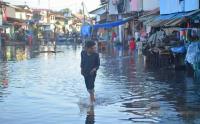 Banjir Rob Sudah Genangi Kota Padang Selama Tiga Hari