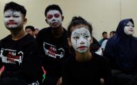 Siswa SLB Belajar Pantomim Bersama Septian Dwi Cahyo
