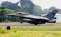 Intip Persiapan Atraksi Pesawat Tempur F-16 Jelang HUT Kemerdekaan RI ke-77