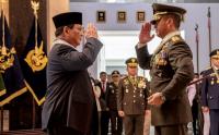 Menhan Prabowo Menerima Empat Bintang Kehormatan TNI