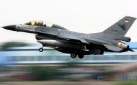 Persiapan Atraksi Flypast Pesawat Tempur F-16 dan Giant Flag TNI AU di HUT RI Ke-77