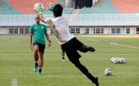 Aksi Markus Horison Melatih Kiper Timnas Indonesia U-17