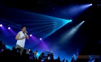 Ariel Noah Ajak Masyarakat Makassar Bernyanyi
