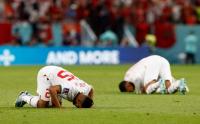 Kalahkan Belgia 2-0, Pemain Maroko Sujud Syukur