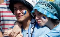 Gagal Melaju ke 16 Besar Piala Dunia 2022, Suporter Cantik Timnas Uruguay Kecewa Berat