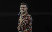 Paul Tampil Enjoy di Babak Final Showcase Indonesian Idol