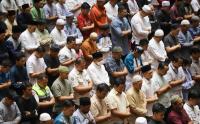 150 Ribu Jamaah Penuhi Sholat Tarawih Pertama di Masjid Istiqlal