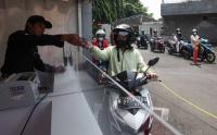 Penukaran Uang Tunai Baru Tanpa Turun