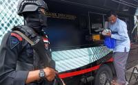 Pelayanan Penukaran Uang  Pecahan di Alun-alun Kota Serang
