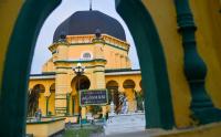 Masjid Tertua di Medan Memadukan Gaya Arsitektur India, Tiongkok, Timur Tengah, Eropa dan Melayu