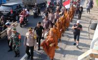 Biksu yang Berkalan Kaki dari Thailand Sudah Sampai di Magelang