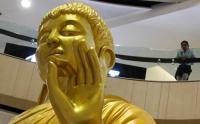Rupang Buddha Tertinggi di Pusat Perbelanjaan Surabaya