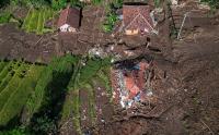 Foto Udara Bencana Longsor di Cipongkor Bandung Barat