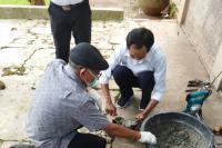 Ubah Sampah Plastik Jadi Solusi Ramah Lingkungan, UPH Hadirkan Inovasi Eco-Paving Block di Bencongan Indah