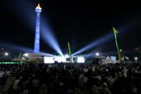 Ratusan Ribu Umat Hadiri Tabligh Akbar dan Doa untuk Indonesia di Monas
