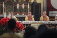 Suasana Khidmat Misa Ponfikal Natal di Gereja Katedral