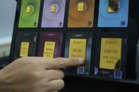 Harga Emas Hari Ini Naik, Antam Tembus Rp2,705 Juta per Gram