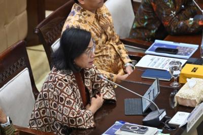 Komisi XI DPR dan Menkeu Bahas Strategi Efisiensi Anggaran 2025