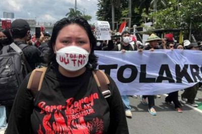 Ratusan Mahasiswa dan Masyarakat Sipil Gelar Aksi Tolak Pengesahan RUU TNI