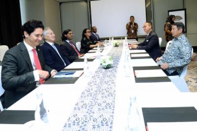 Pertemuan Tony Blair dengan Hashim Djojohadikusumo dan Eddy Soeparno Bahas Transisi Energi