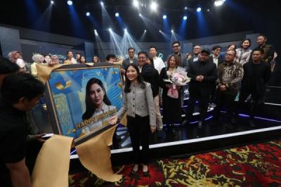 iNews Media Group Berikan Kejutan Ulang Tahun ke-38 untuk Angela Tanoesoedibjo