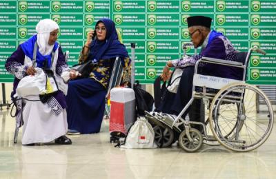 potret-jemaah-haji-kloter-pertama-embarkasi-palembang