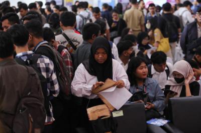 728-juta-orang-indonesia-jadi-pengangguran-per-februari-2025