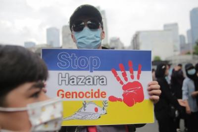 pencari-suaka-dari-berbagai-negara-unjuk-rasa-di-kantor-unhcr
