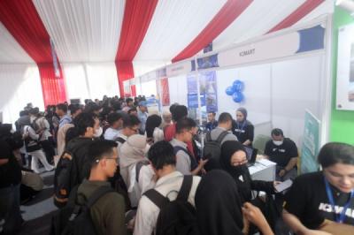 Job Fair Kemnaker 2025 Tawarkan 52.476 Lowongan, Libatkan Ratusan Perusahaan