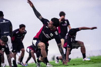 latihan-perdana-timnas-indonesia-jelang-hadapi-china