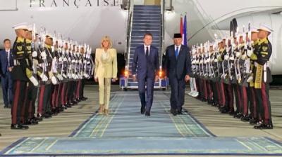 presiden-prancis-emmanuel-macron-tiba-di-indonesia