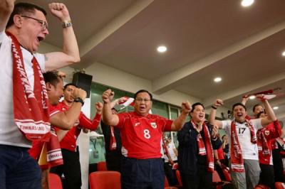 prabowo-selebrasi-penuh-semangat-saat-timnas-unggul-atas-china