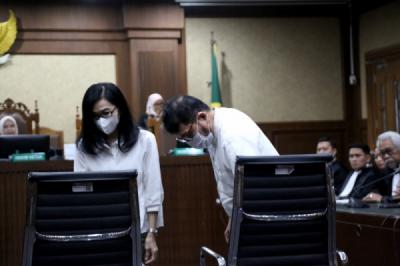 Sidang Vonis Kasus Suap Ronald Tannur: Tiga Terdakwa Dihukum Penjara