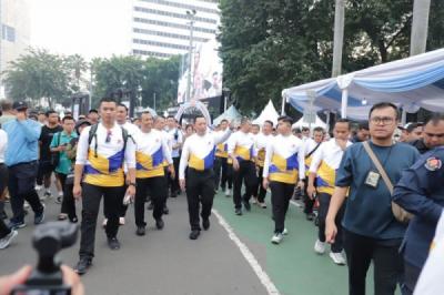 kapolri-menyapa-warga-saat-cfd-jakarta