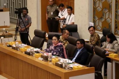 komisi-iv-dpr-gelar-raker-dengan-menteri-pertanian-bahas-lkpp-dan-isu-pertanian-2024