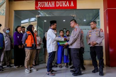 Penyerahan Jenazah Korban Kebakaran Tebet Jakarta Selatan