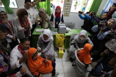 antusiasme-murid-min-8-jaksel-ikuti-program-cek-kesehatan-gratis