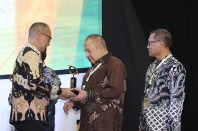 Agus Gumiwang Anugerahkan Rintisan Teknologi 2025 untuk Utomodeck