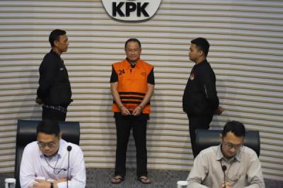 Tersangka Suap Perkara MA, Menas Erwin Djohansyah Ditahan KPK