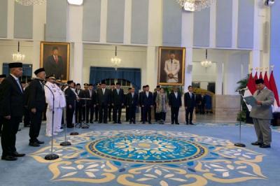 presiden-prabowo-lantik-wakil-menteri-kepala-bp-bumn-dan-pejabat-kepresidenan