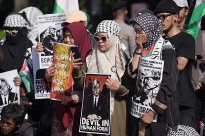 aksi-solidaritas-untuk-palestina-digelar-di-depan-kedubes-as-soroti-krisis-kemanusiaan-di-gaza