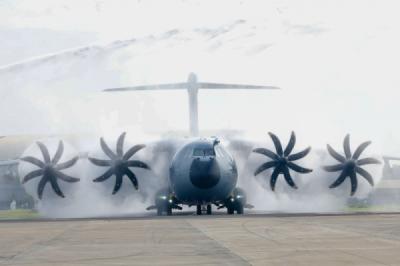 kedatangan-pesawat-airbus-a400m-di-lanud-halim-perdanakusuma-jakarta