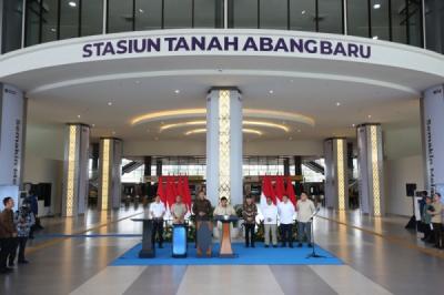 presiden-prabowo-resmikan-stasiun-tanah-abang-baru-bernilai-rp309-miliar